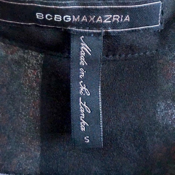 BCBGMAXAZRIA Black Floral Print Ruffled Front Sleeveless Shift Dress - Picture 8 of 8